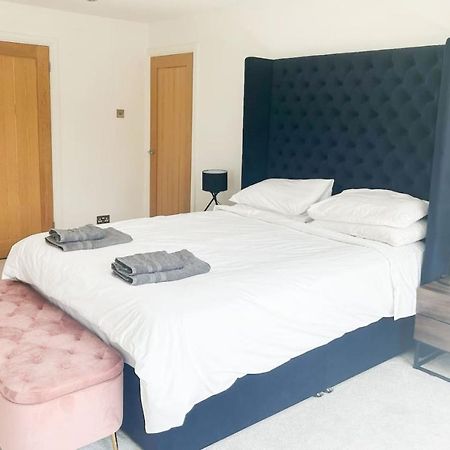 Villa Luxe 5 Bed House In Guildford. Morden Amenities Normandy Esterno foto