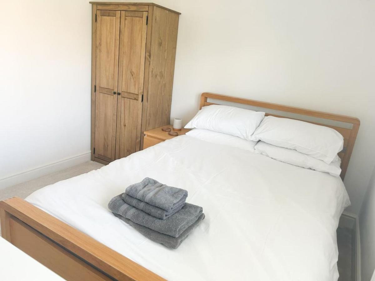 Villa Luxe 5 Bed House In Guildford. Morden Amenities Normandy Esterno foto