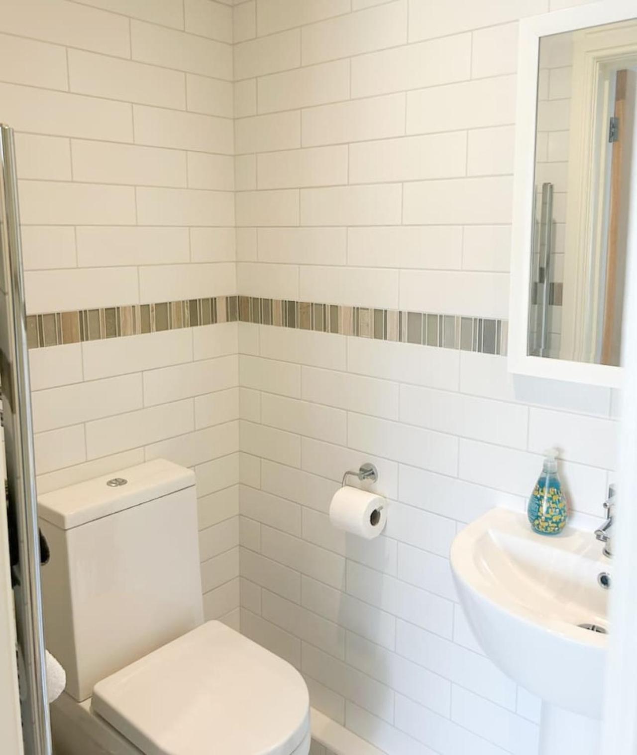 Villa Luxe 5 Bed House In Guildford. Morden Amenities Normandy Esterno foto
