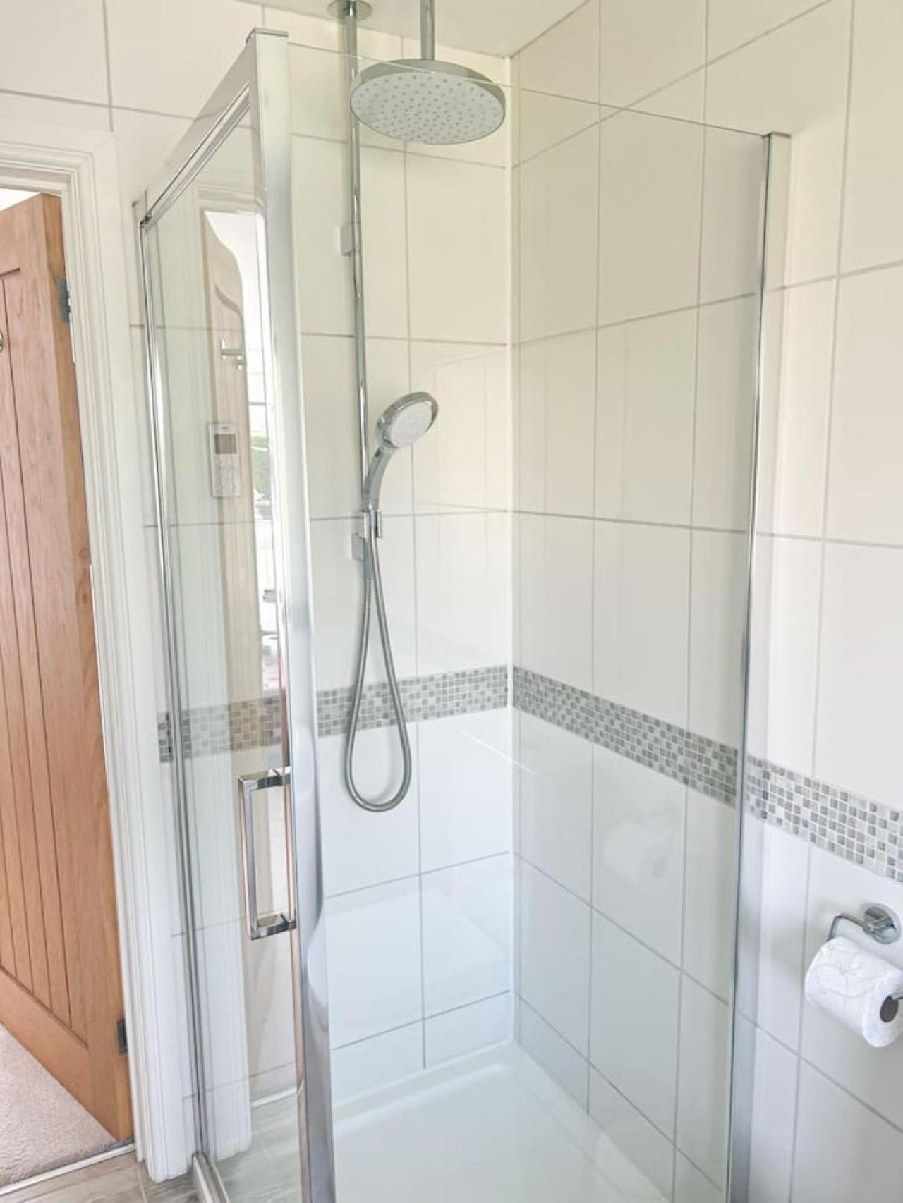 Villa Luxe 5 Bed House In Guildford. Morden Amenities Normandy Esterno foto